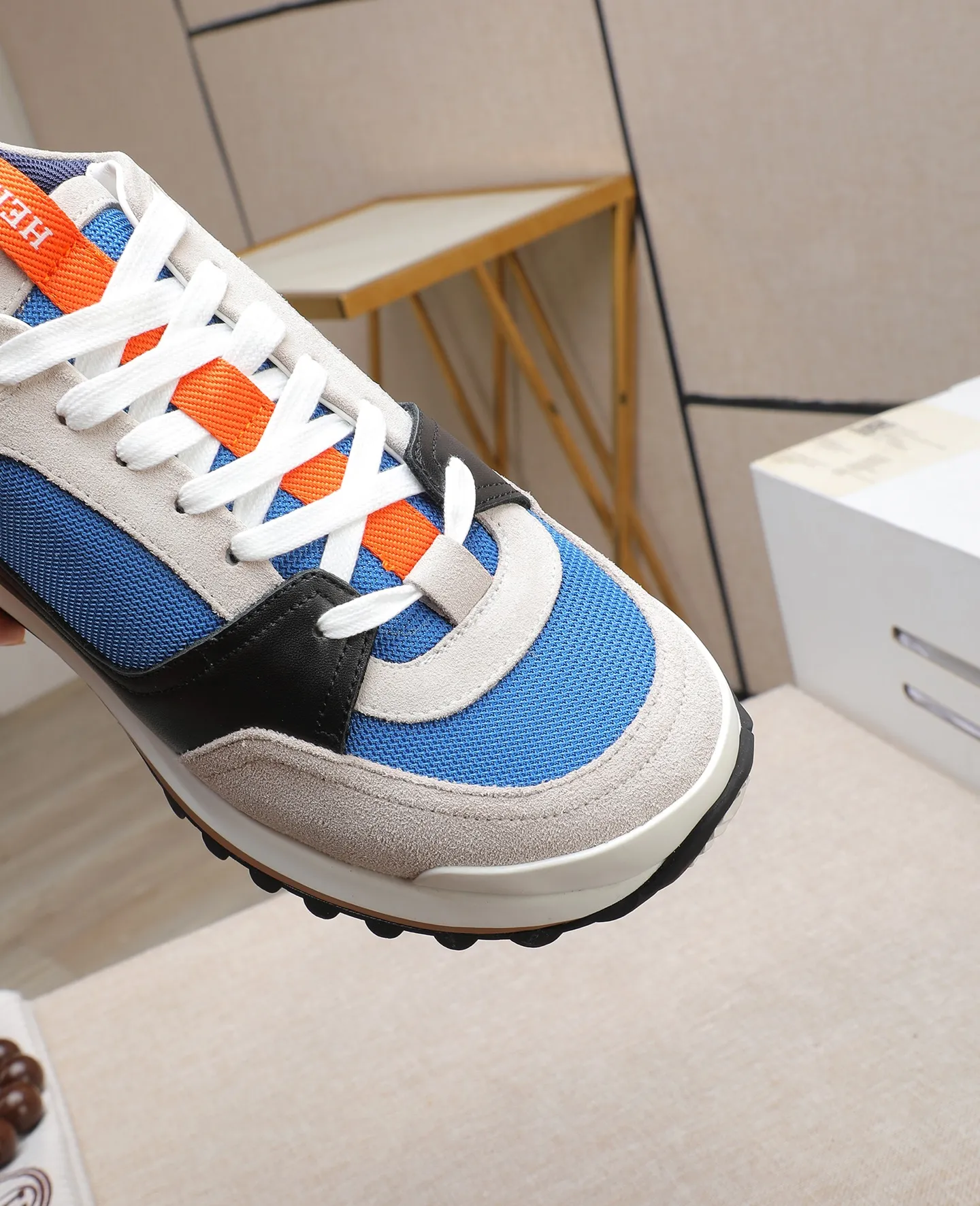 Men's shoes 💰760 Hermes🐴 25ss new autumn and winter products! Classic boot shape + British color matching design, imported calfskin, classic and durable! The original inverted mold last, the ultimate 1:1 shape, and the imported high-end cowhide presents a refined texture! Open the mold to customize the A-grade high-density private mold outsole with luxurious packaging! - Unique quality, 39-44 (38 45 46 customized)